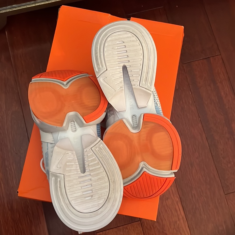 W NikeAir Zoom Superprep Prm - Picture 7 of 8